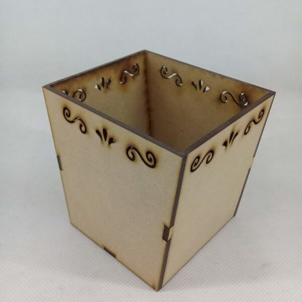 Maceta con BORDES CALADOS 10x10x10cm